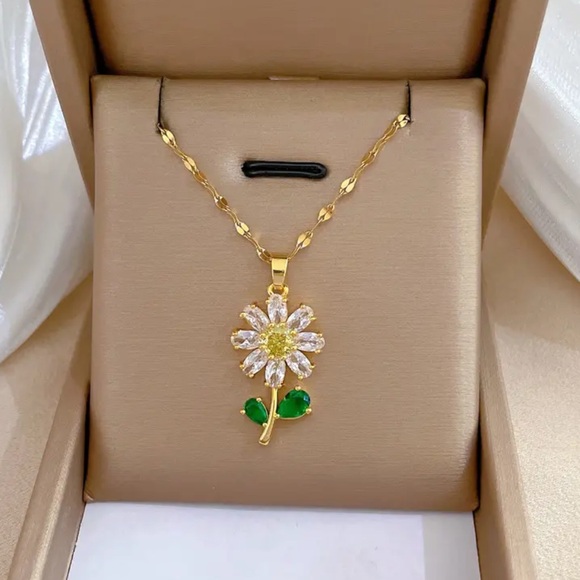 Jewelry - Gold Filled Cubic Zirconia Sunflower Necklace